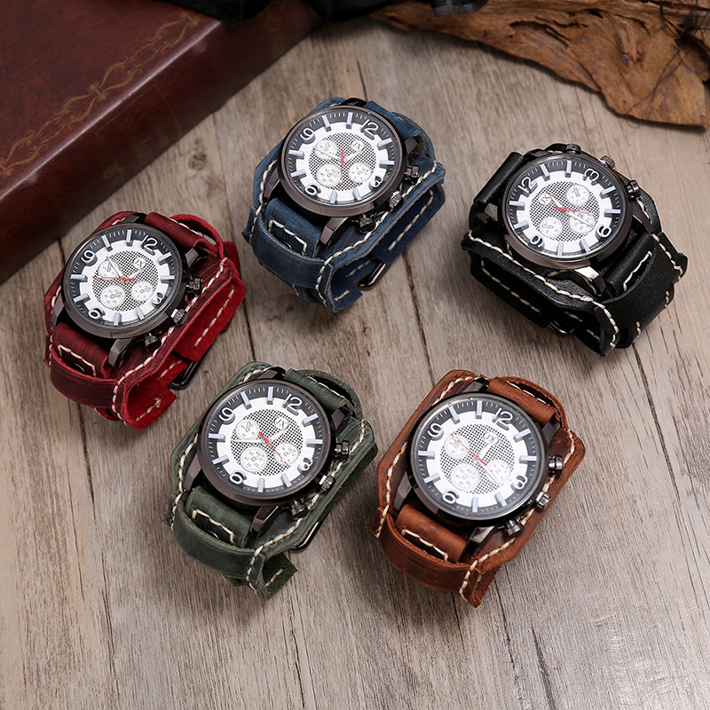 男性用本革レトロクォーツ時計,ワイド腕時計,パンクスタイル, - Leather Watch Band Men のレビューと価格