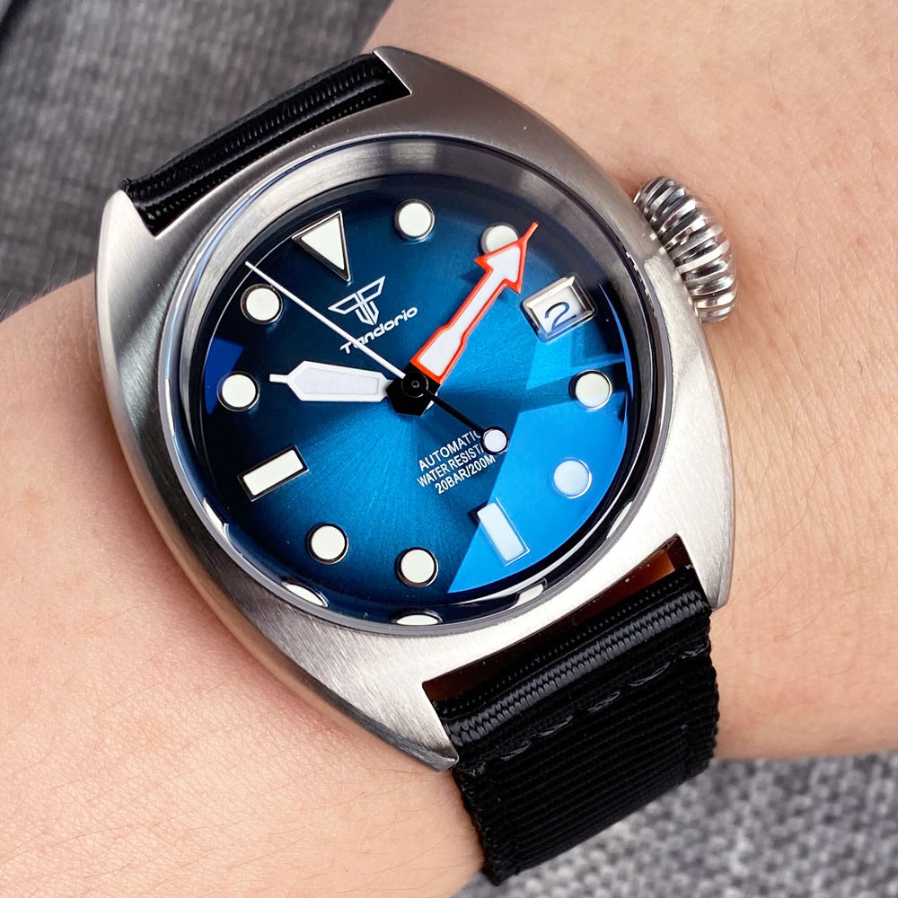 36 ミリメートルミリタリーダイバー機械式時計メンズ NH3 - Seiko Watch 5 Sports のレビューと価格