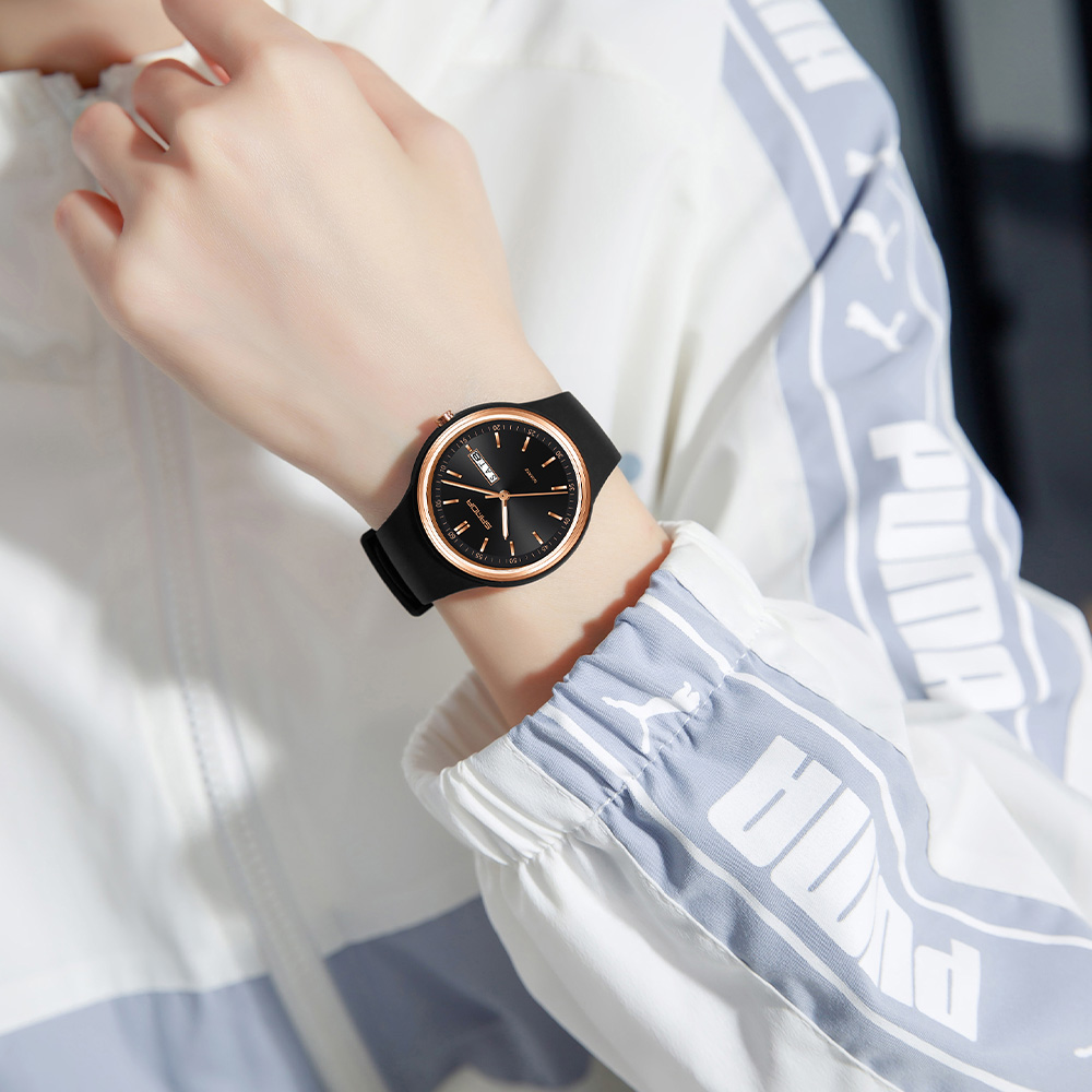ファッションカレンダー高品質の女性のクォーツ時計シリコーンス - Silicone Band Women のレビューと価格
